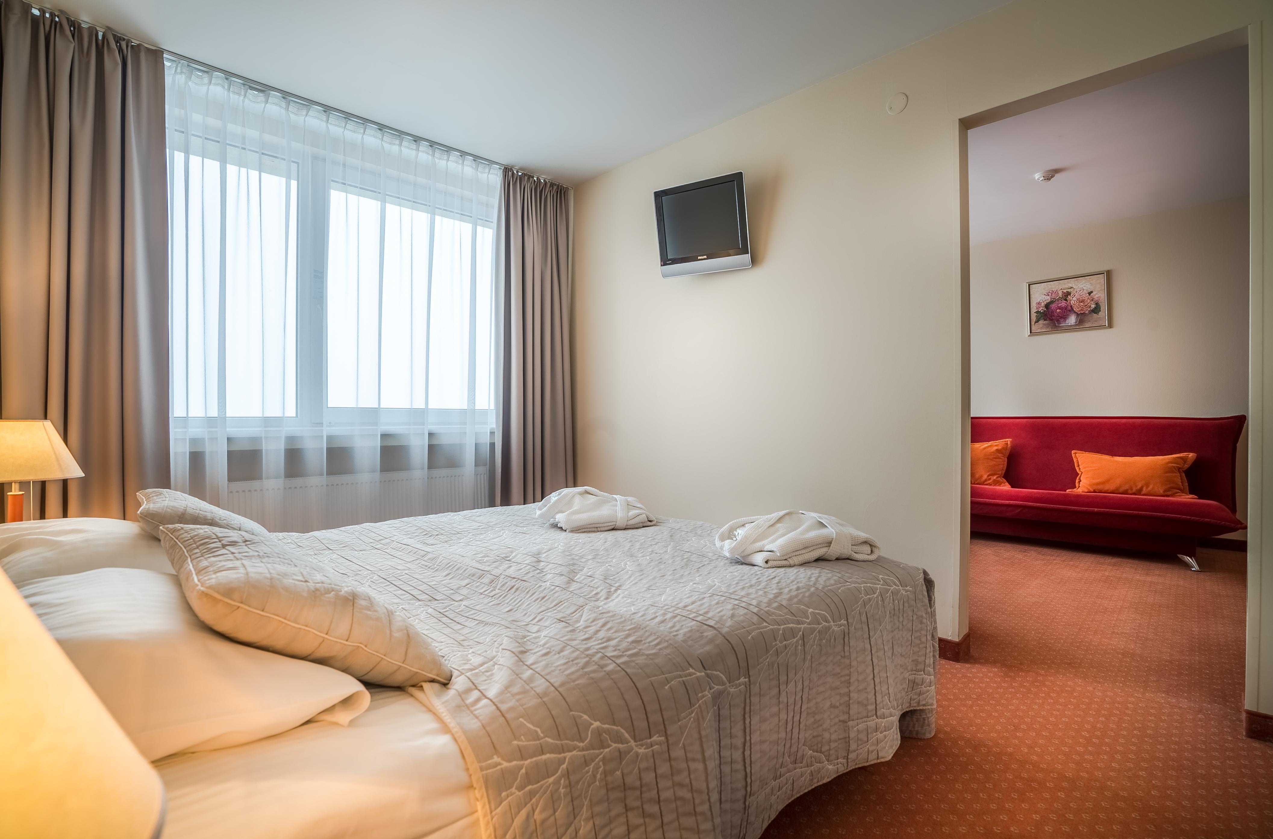 Hotel Panorama Аеропорт Вільнюс Екстер'єр фото
